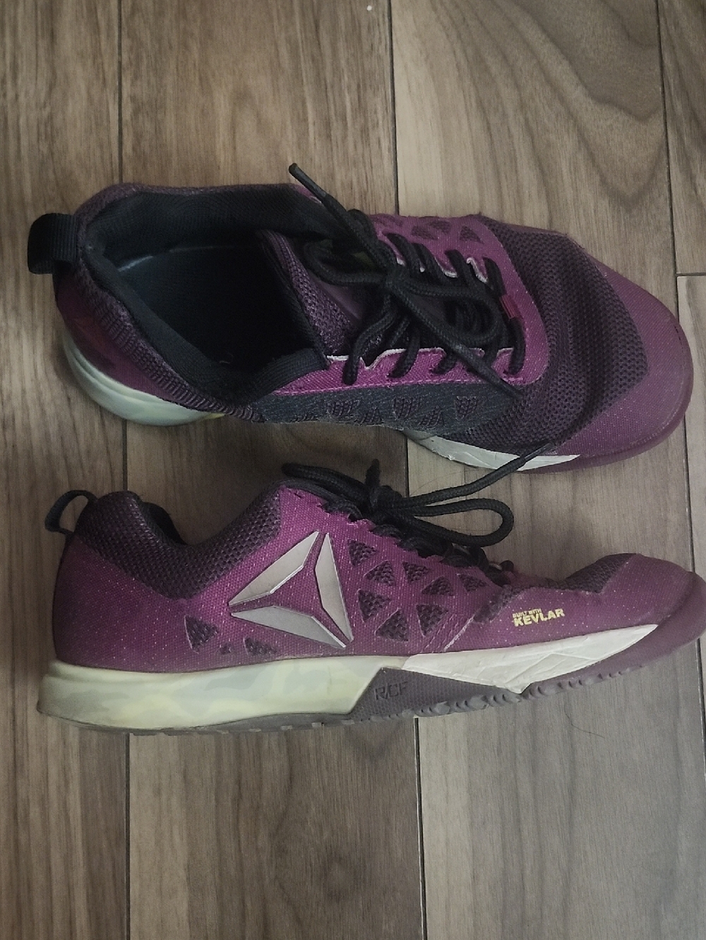 🔥Women’s Reebok Purple Sneakers